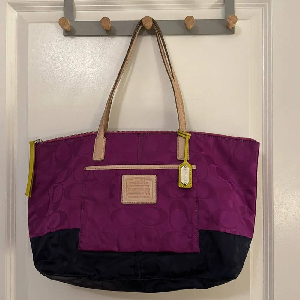 Coach Handbag -  nylon - color block signature “C”. - Picture 1 of 5